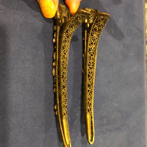 Unique Hair Clips with beautiful stones - Picture 2 of 5